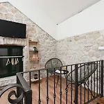 Appartement Stone House - Fumarea Rtina