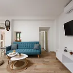 Stone House - Fumarea Rtina