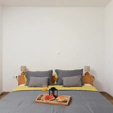 Apartment Stone House - Fumarea *