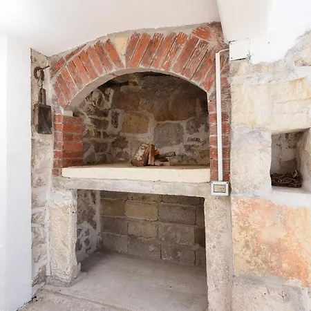 Apartment Stone House - Fumarea *