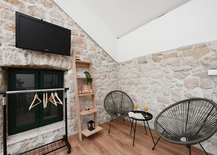 Stone House - Fumarea Appartement Rtina