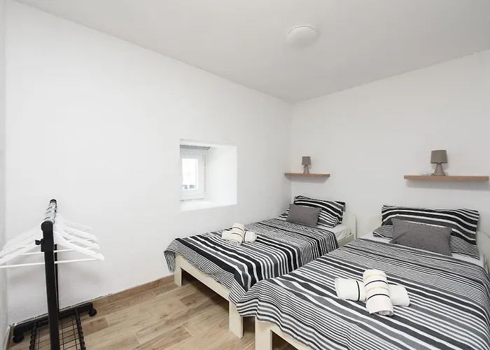 Appartement Stone House - Fumarea *